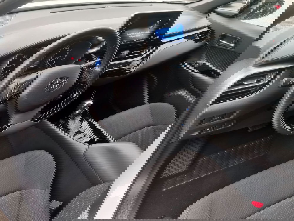 Toyota Toyota C-HR usata a Bergamo (13)