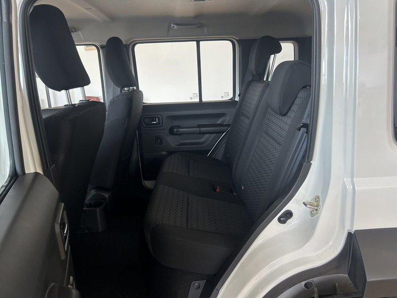 Suzuki Jimny nuova a Bari (10)