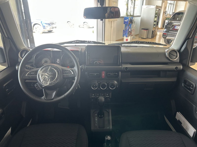 Suzuki Jimny nuova a Bari (14)