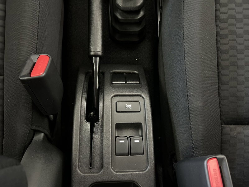 Suzuki Jimny nuova a Bari (15)