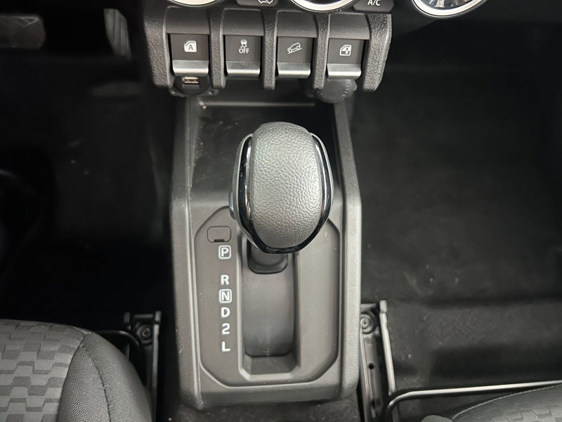 Suzuki Jimny nuova a Bari (17)