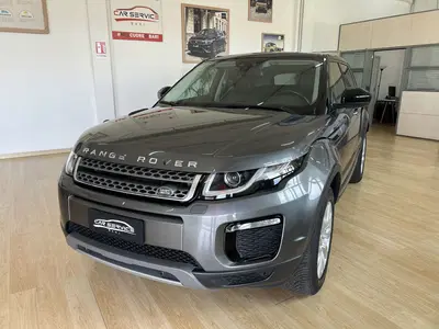 Land Rover Range Rover Evoque 2.0 TD4 150 CV 5p. SE del 2018 usata a Bari