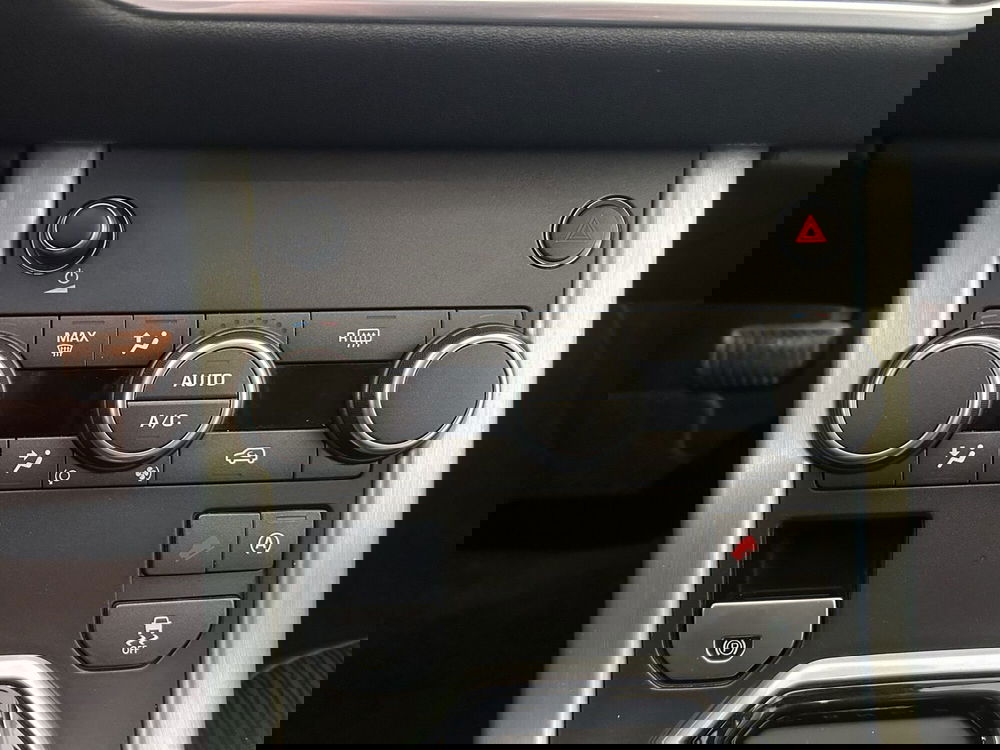 Land Rover Range Rover Evoque usata a Bari (18)