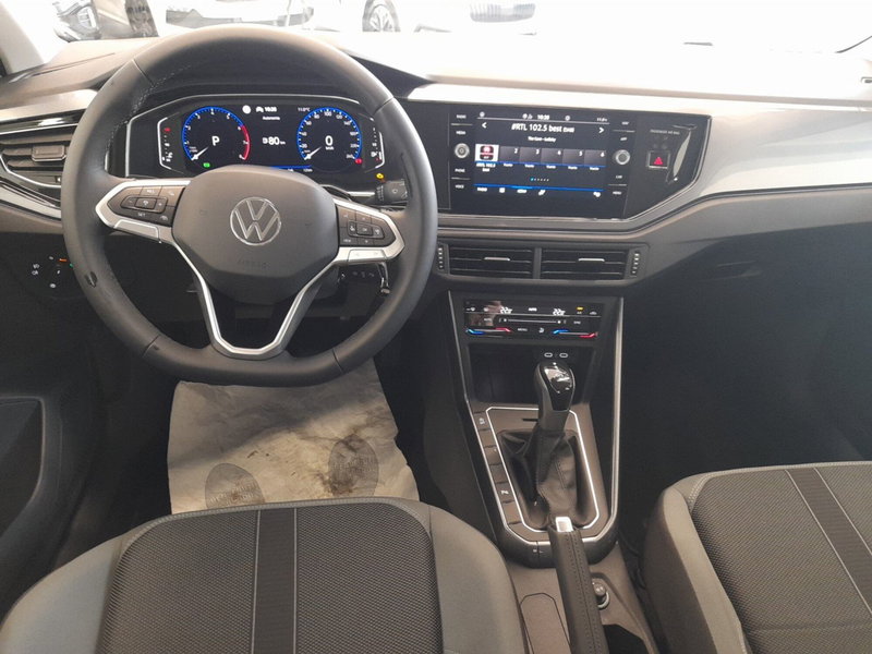 Volkswagen Polo nuova a Bologna (15)