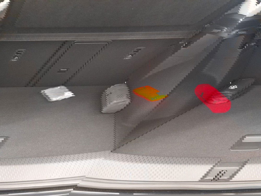 Volkswagen T-Roc nuova a Bologna (17)