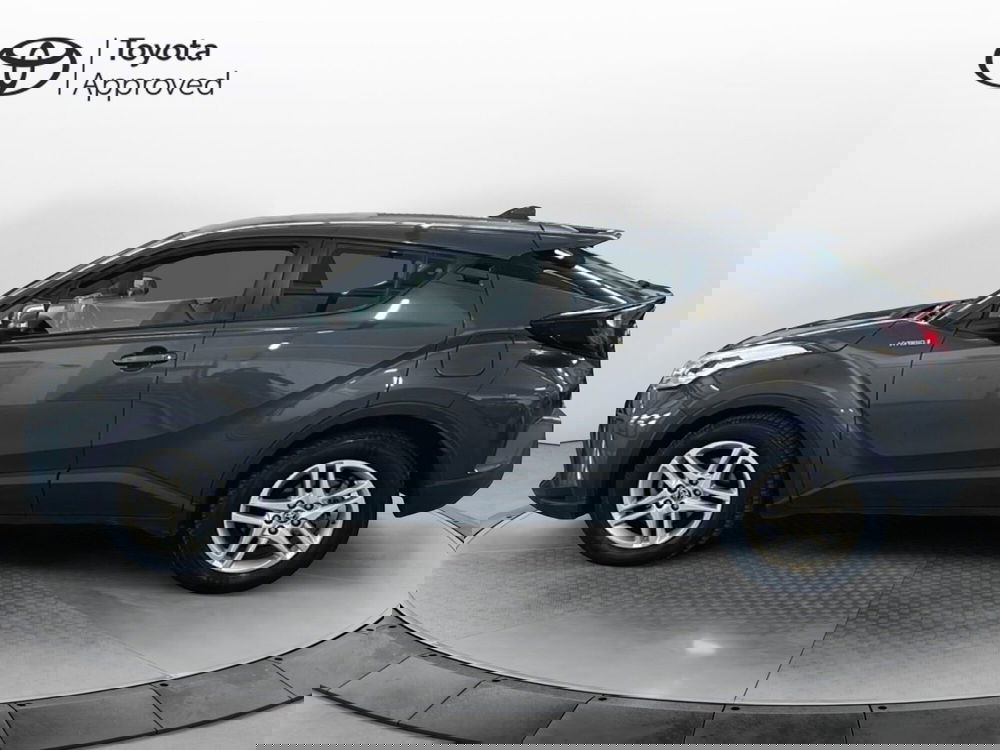 Toyota Toyota C-HR usata a Vicenza (6)