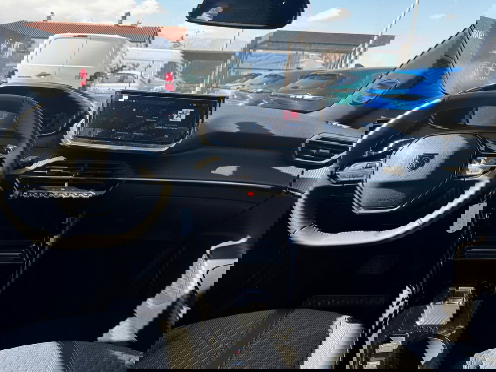 Peugeot 2008 nuova a Frosinone (12)