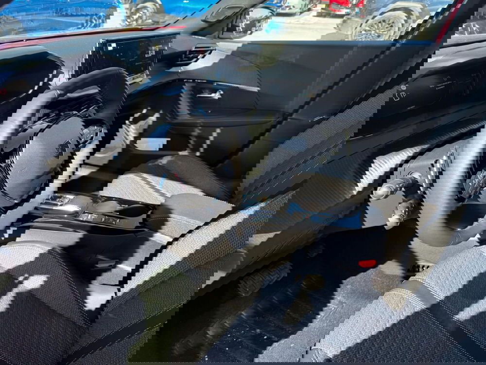 Peugeot 2008 nuova a Frosinone (13)