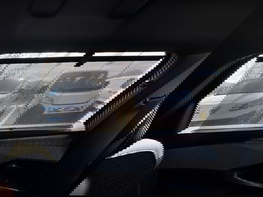 Peugeot 5008 nuova a Frosinone (17)