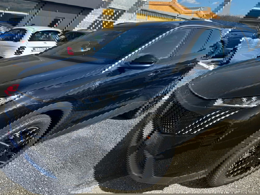 Peugeot 5008 nuova a Frosinone (6)