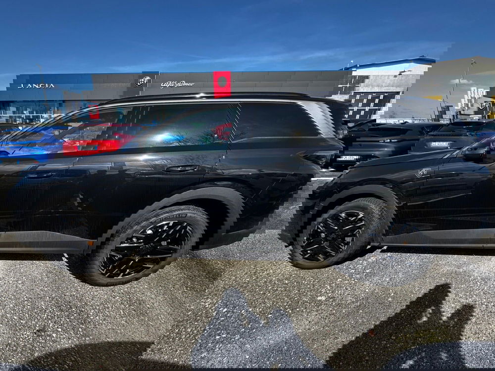 Peugeot 5008 nuova a Frosinone (9)