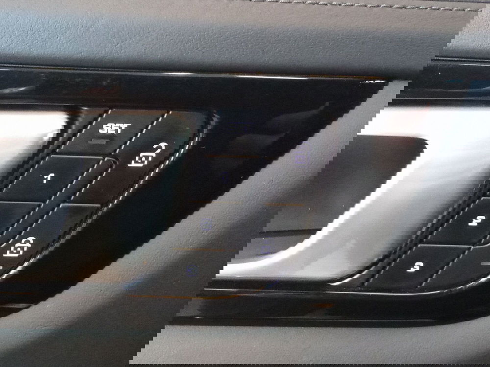 Porsche Cayenne usata a Rimini (18)