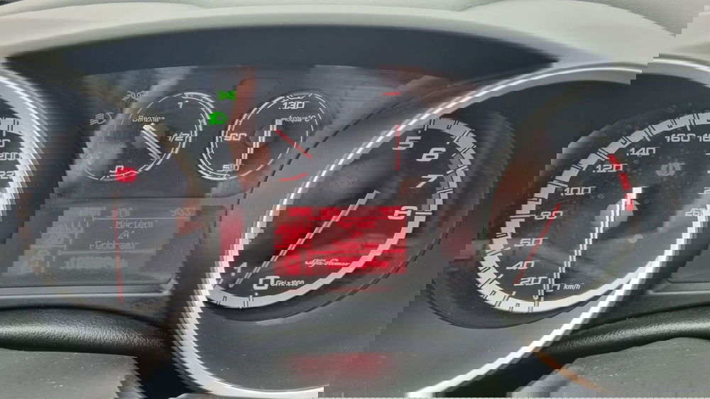 Alfa Romeo Giulietta usata a Lucca (8)