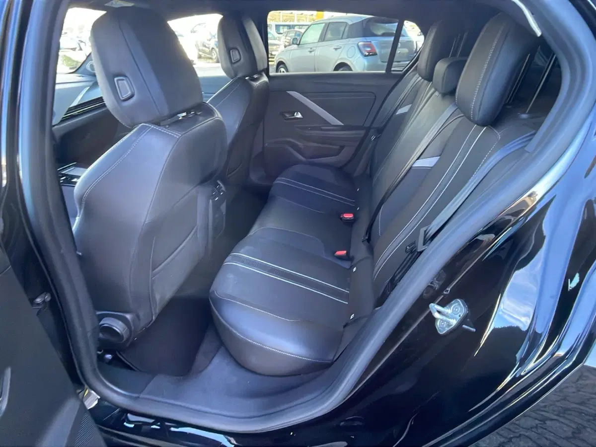 Opel Astra usata a Parma (10)