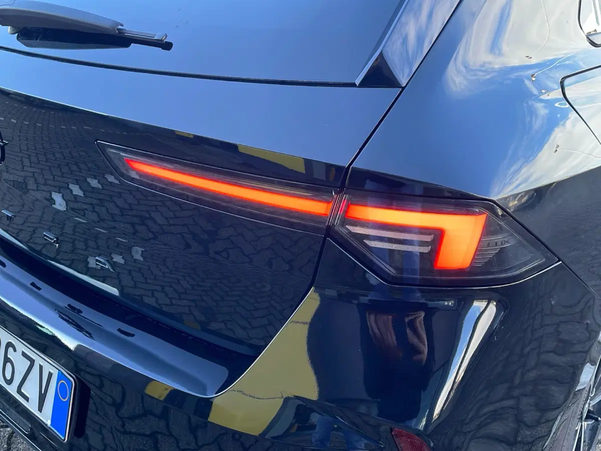 Opel Astra usata a Parma (17)