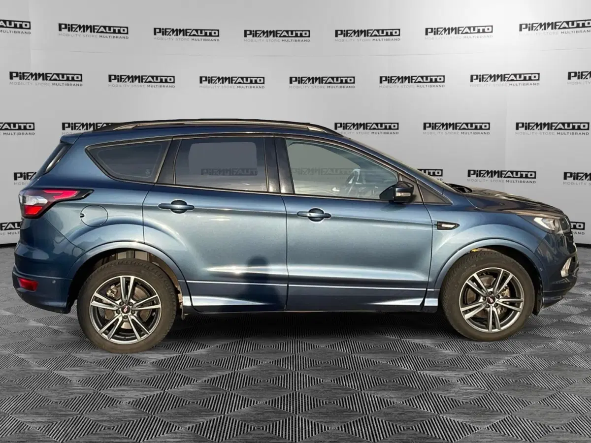 Ford Kuga usata a Parma (2)