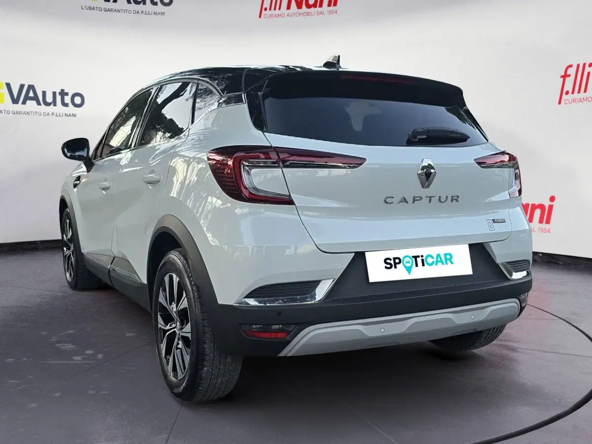 Renault Captur usata a Massa-Carrara (19)