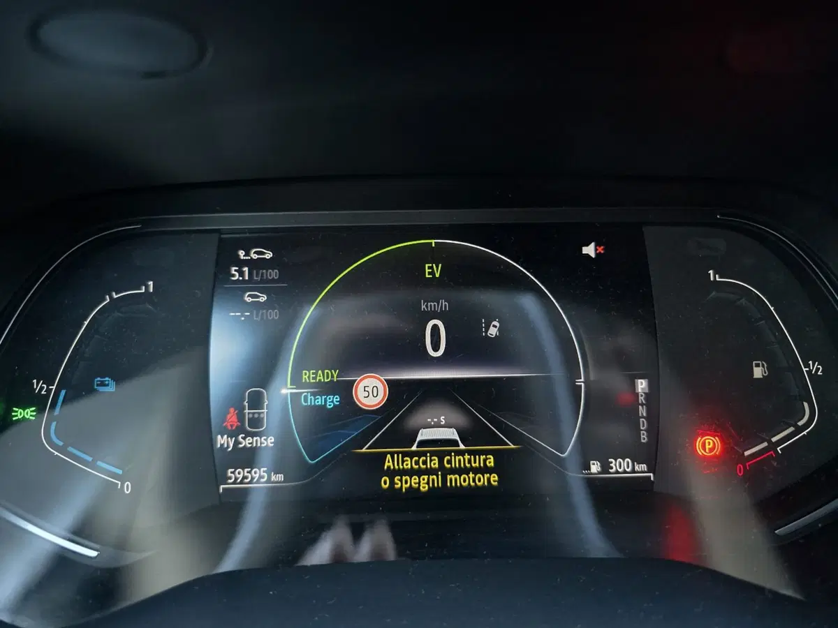 Renault Captur usata a Massa-Carrara (9)