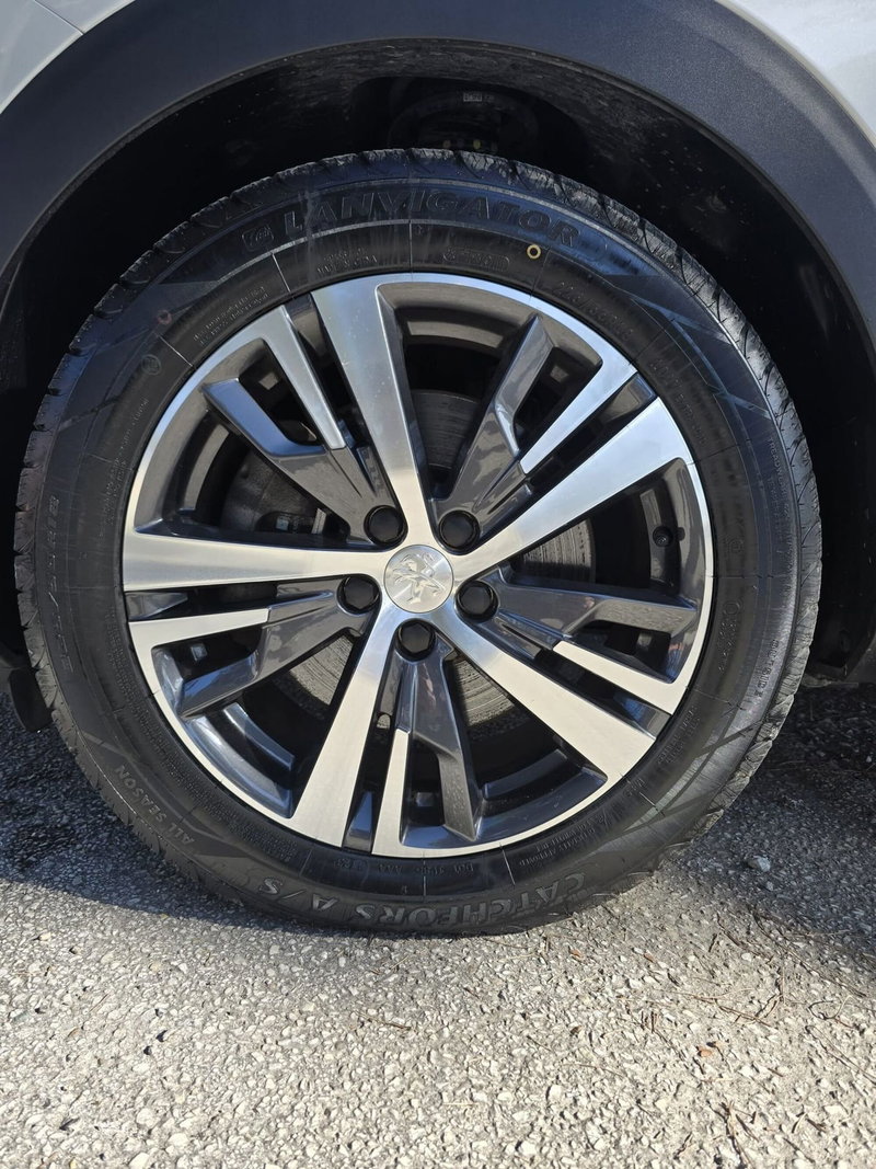 Peugeot 3008 usata a Massa-Carrara (17)