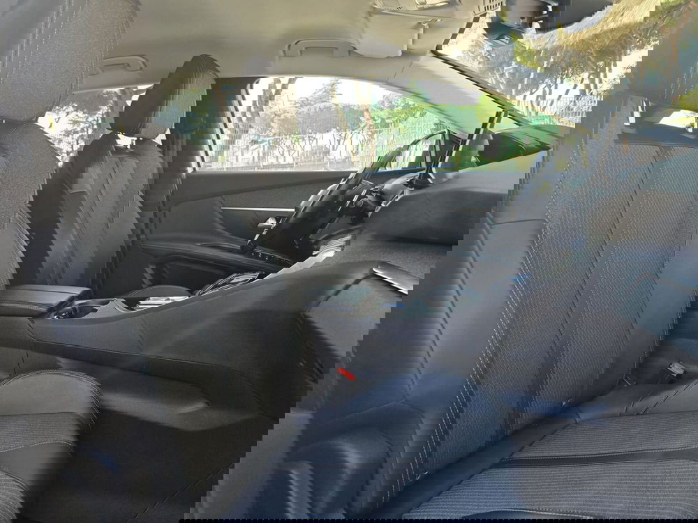 Peugeot 3008 usata a Massa-Carrara (5)