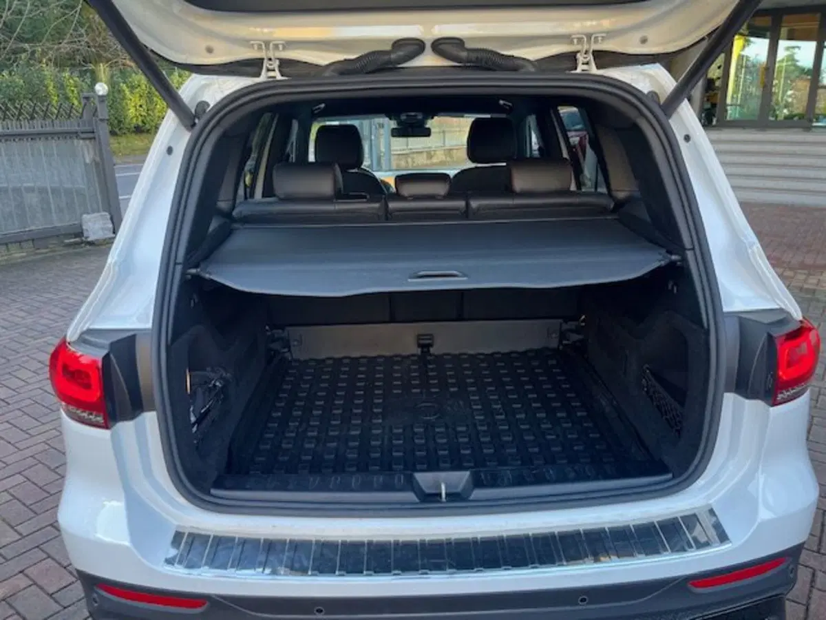 Mercedes-Benz GLB usata a Brescia (20)