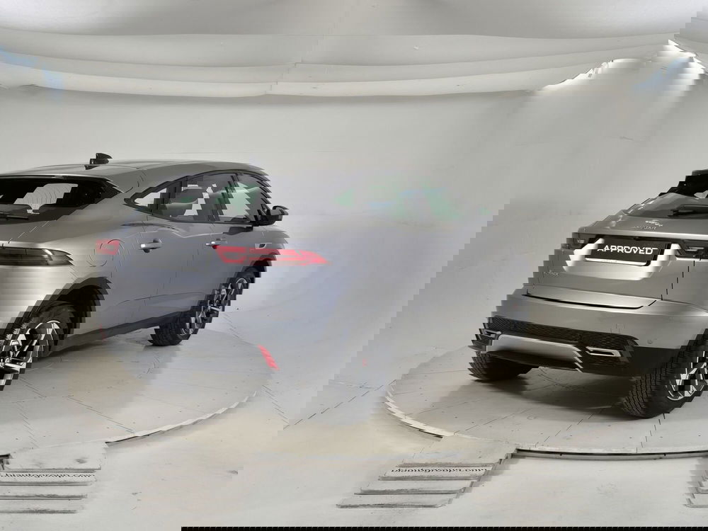Jaguar E-Pace usata a Torino (2)