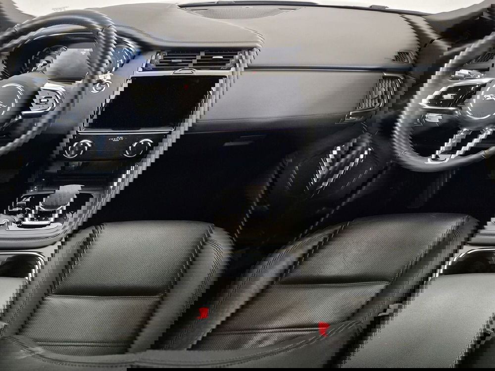 Jaguar E-Pace usata a Torino (4)