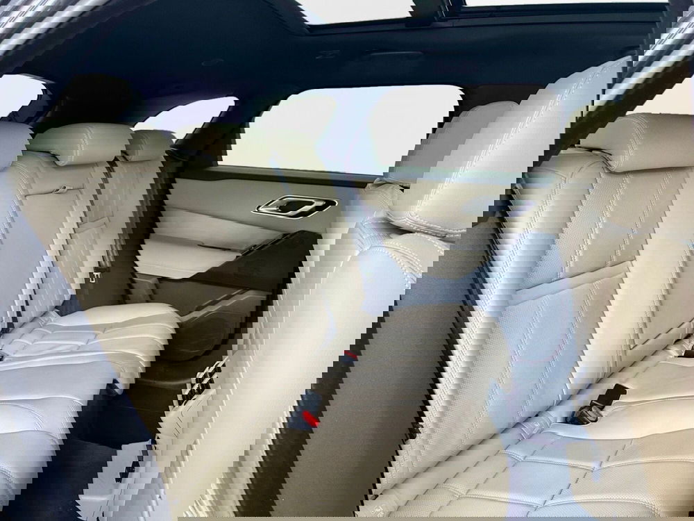 Land Rover Range Rover Velar usata a Bari (5)