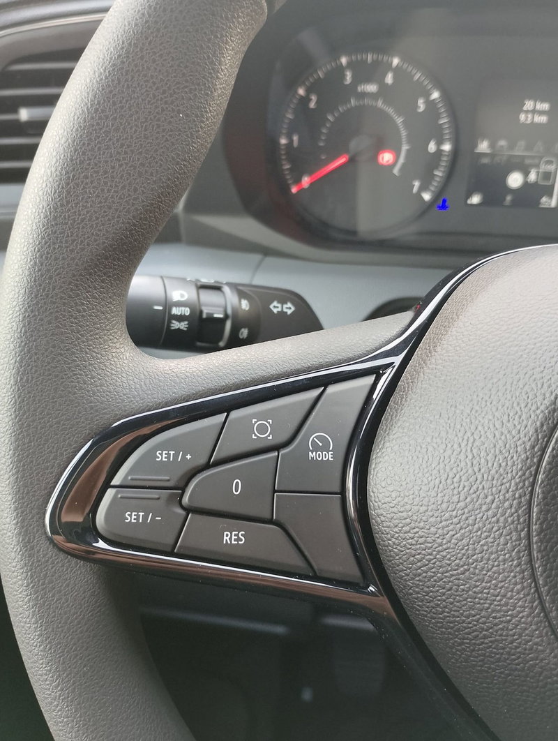 Nissan Interstar Furgone nuova a Modena (15)