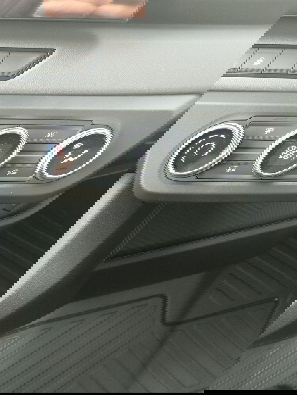 Nissan Interstar Furgone nuova a Modena (19)