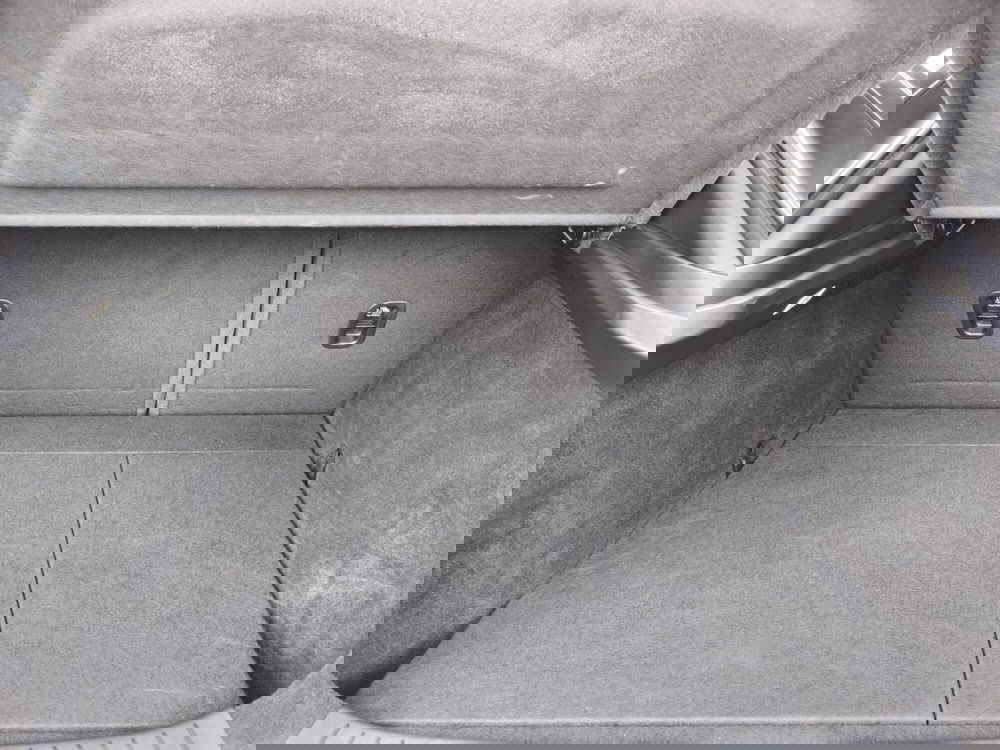 Mazda CX-30 usata a Udine (15)