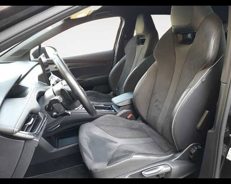 Skoda Enyaq usata a Ravenna (9)