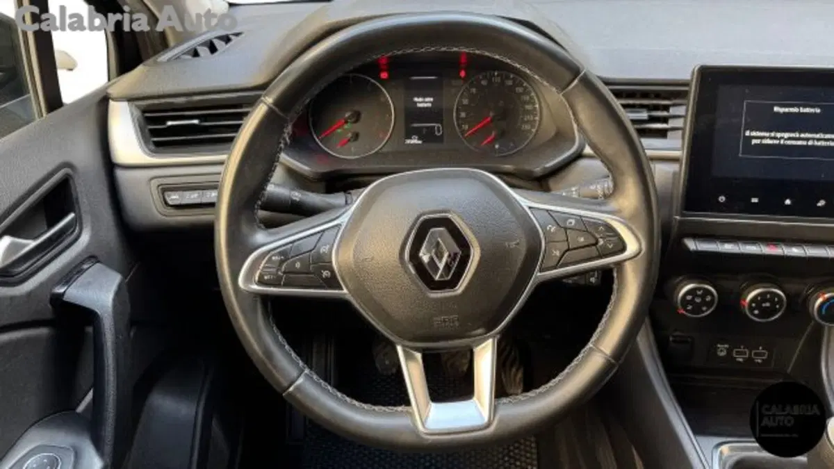 Renault Captur usata a Reggio Calabria (9)