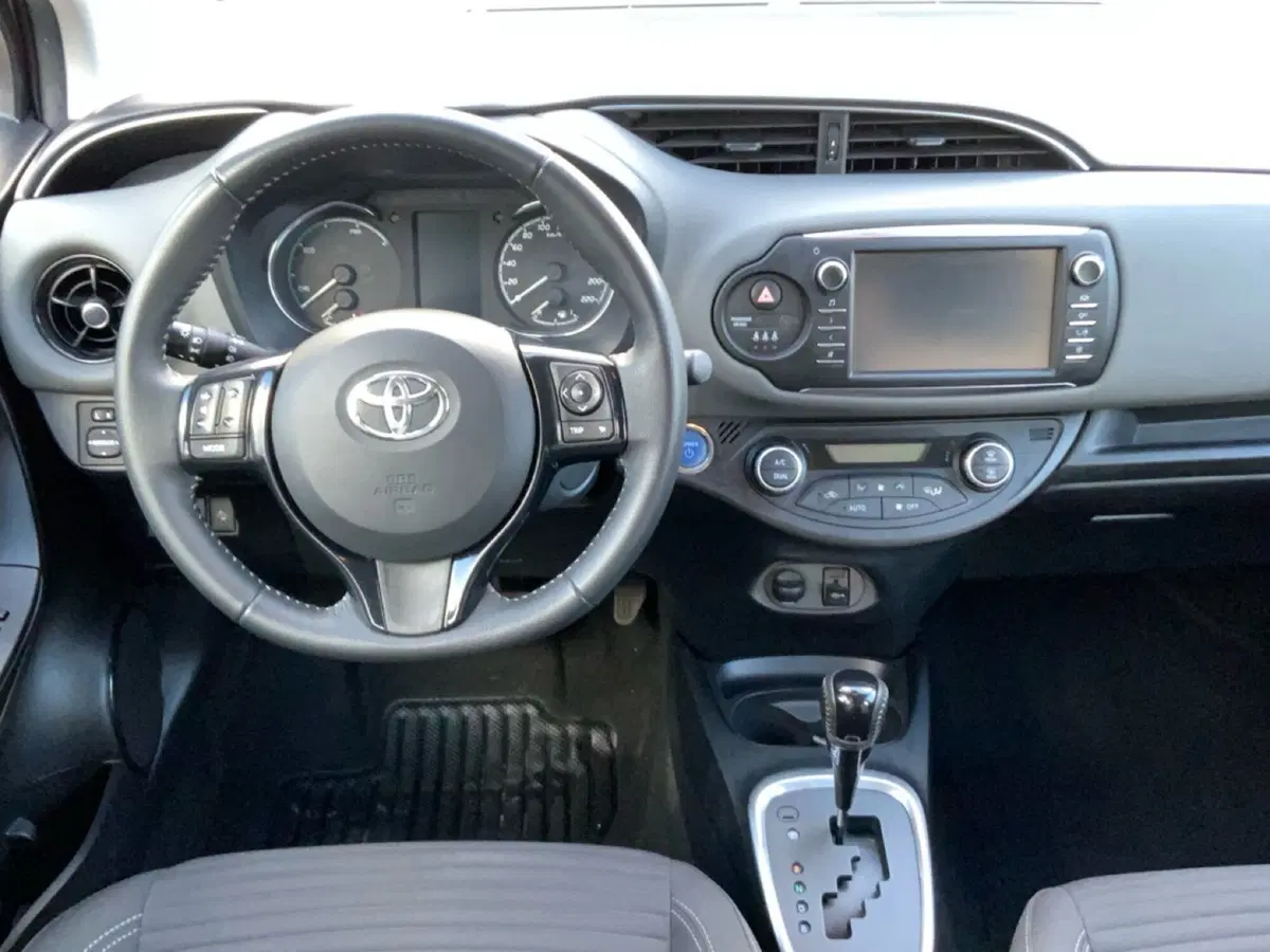 Toyota Yaris usata a Reggio Calabria (10)
