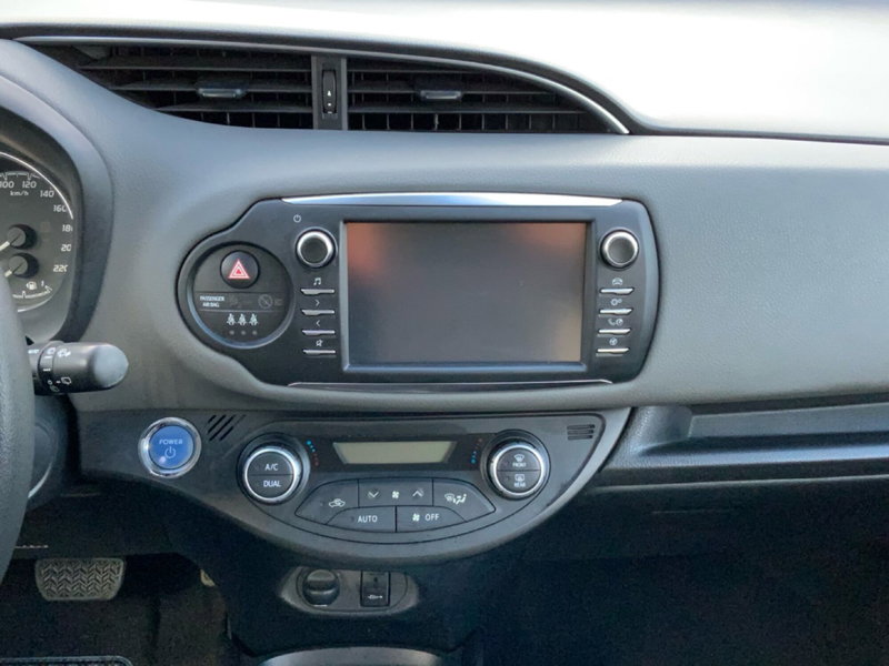 Toyota Yaris usata a Reggio Calabria (13)