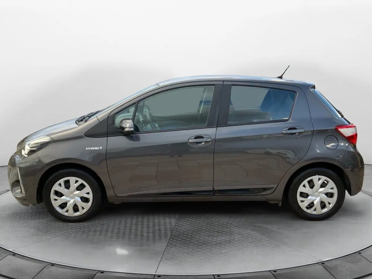 Toyota Yaris usata a Reggio Calabria (2)