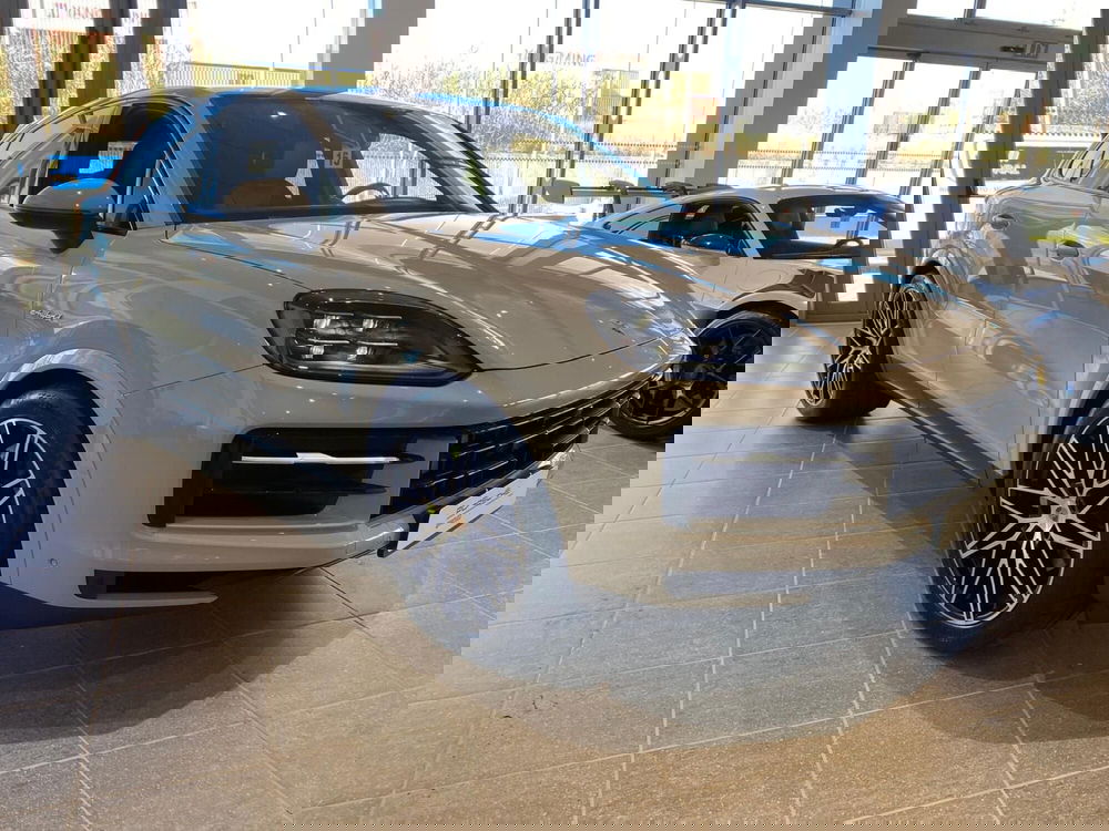 Porsche Cayenne usata a Firenze (4)