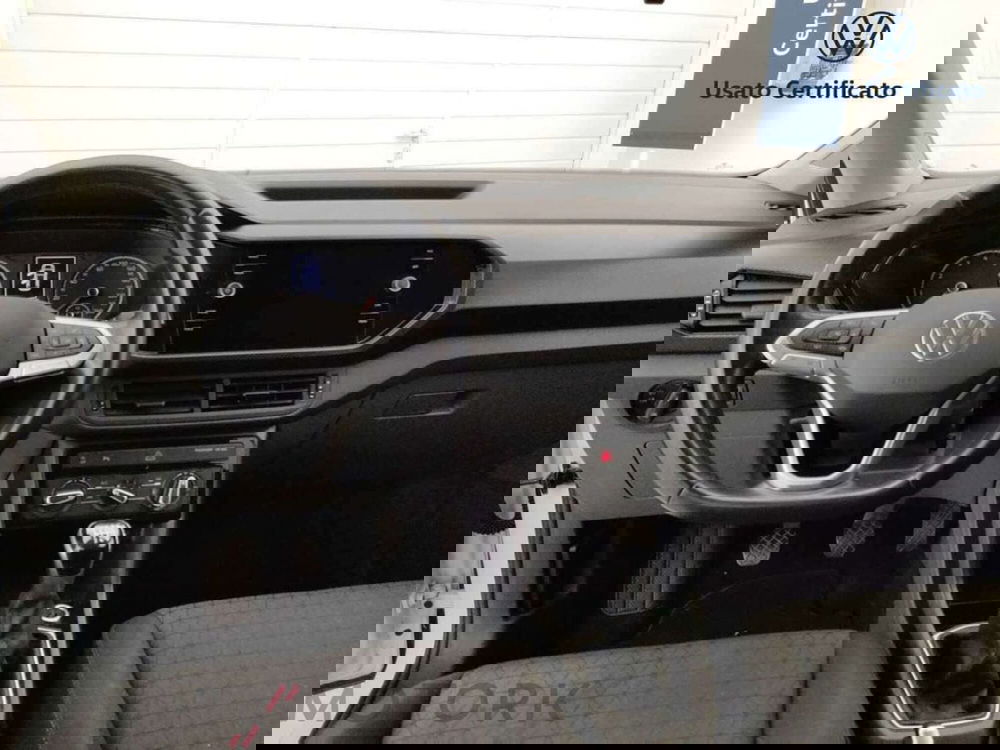 Volkswagen T-Cross usata a Varese (14)