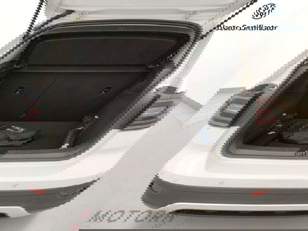 Volkswagen T-Cross usata a Varese (9)