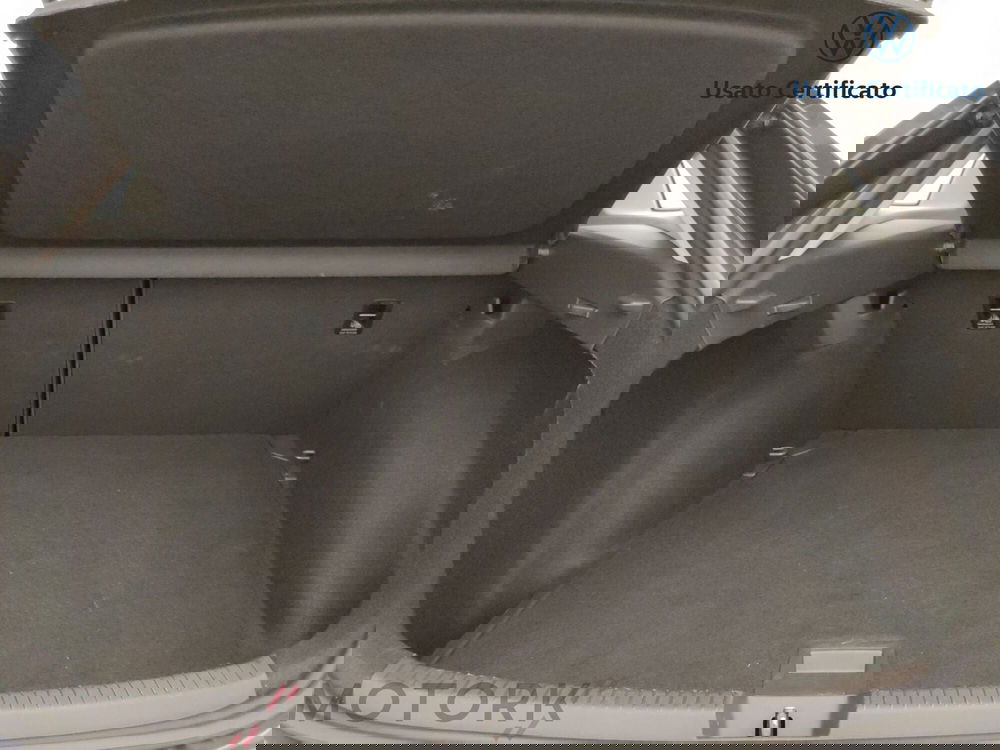Volkswagen Taigo usata a Varese (9)