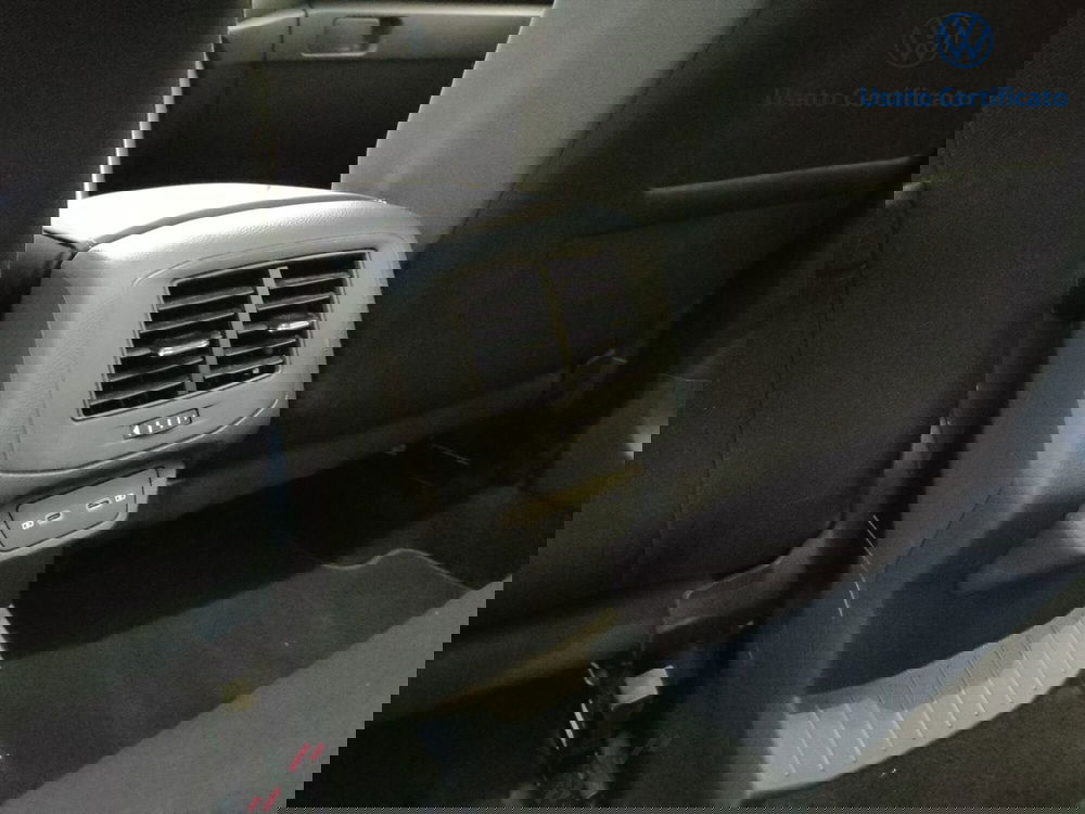 Volkswagen T-Roc usata a Varese (11)