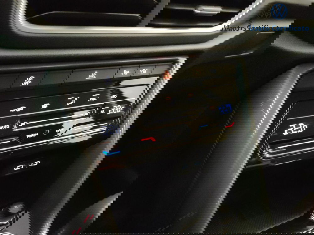 Volkswagen T-Roc usata a Varese (13)