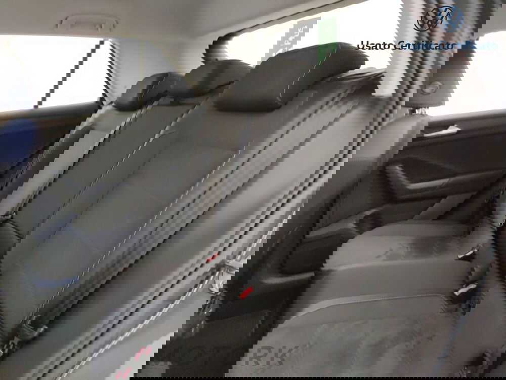 Volkswagen T-Roc usata a Varese (9)