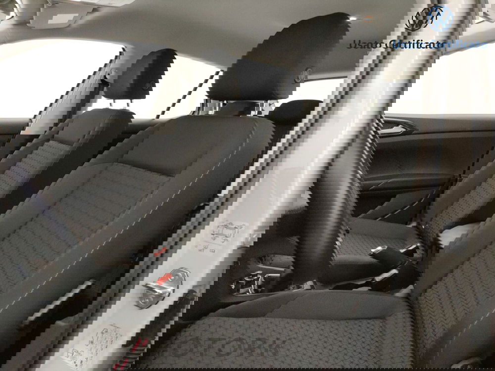 Volkswagen T-Cross usata a Varese (11)