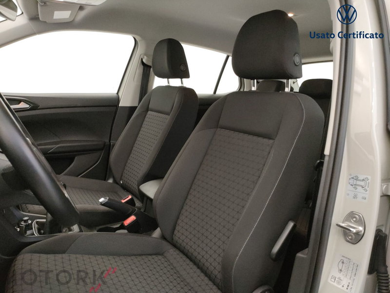 Volkswagen T-Cross usata a Varese (11)