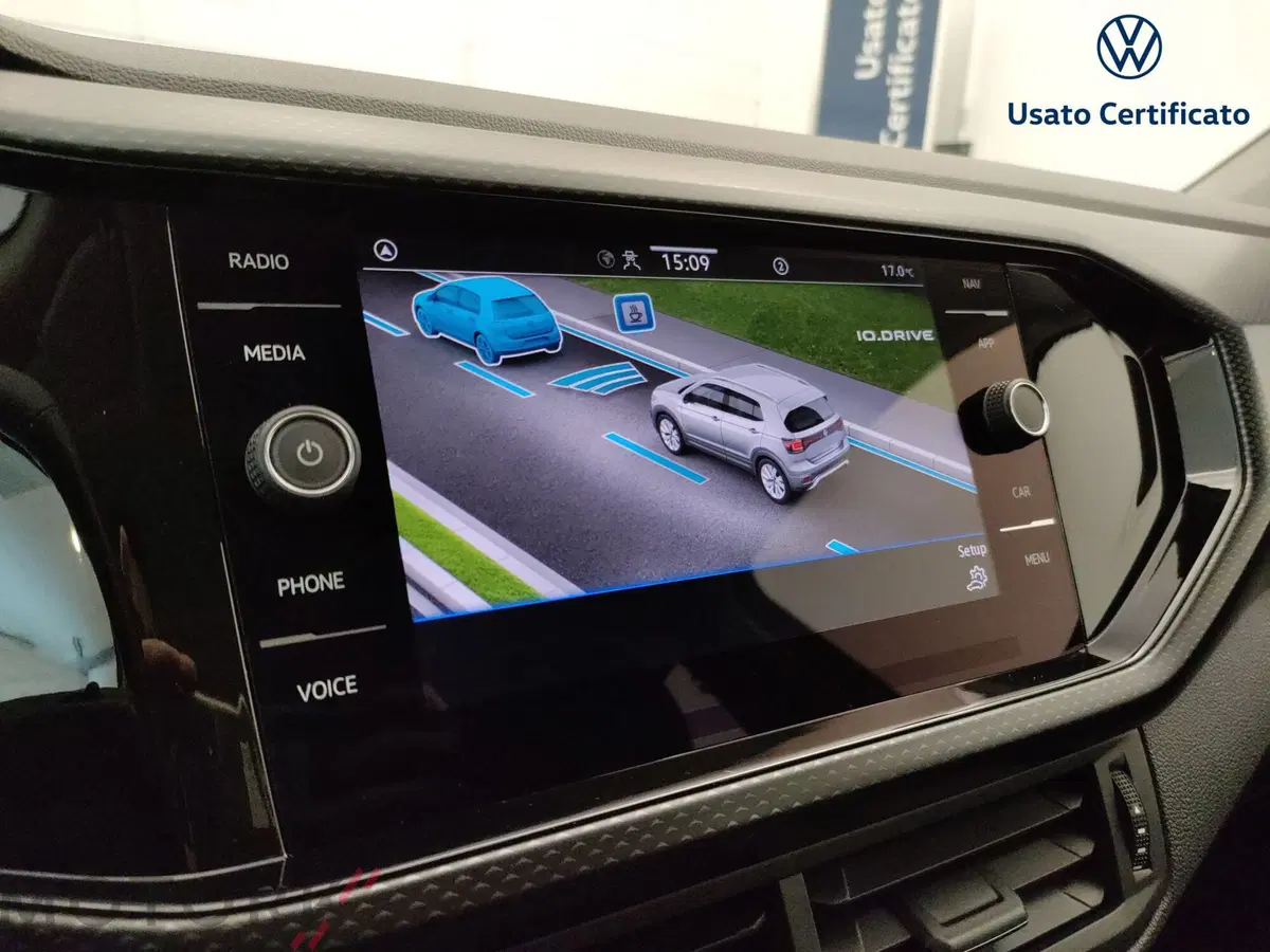 Volkswagen T-Cross usata a Varese (16)