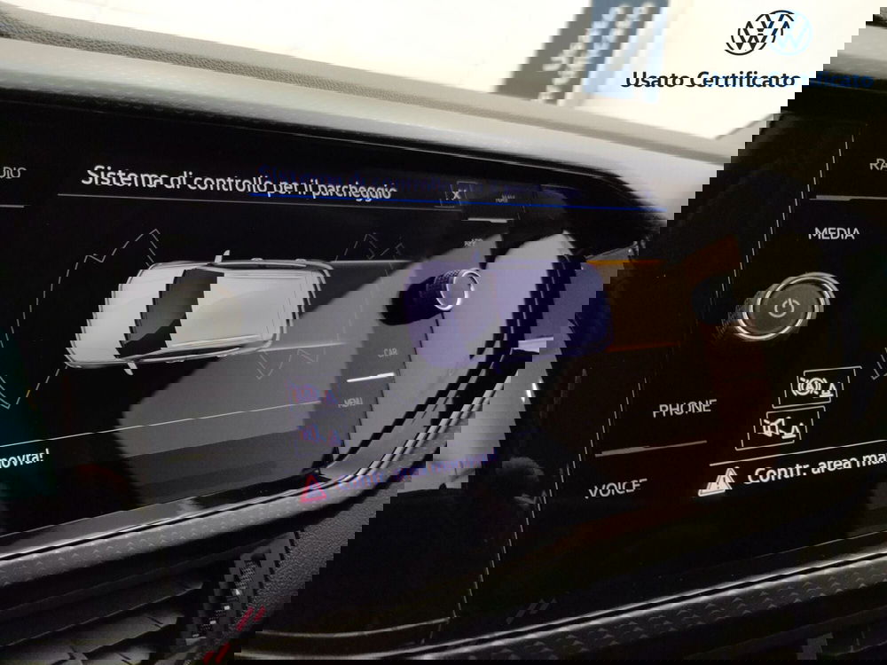 Volkswagen T-Cross usata a Varese (17)