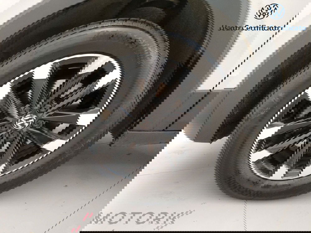 Volkswagen T-Cross usata a Varese (6)