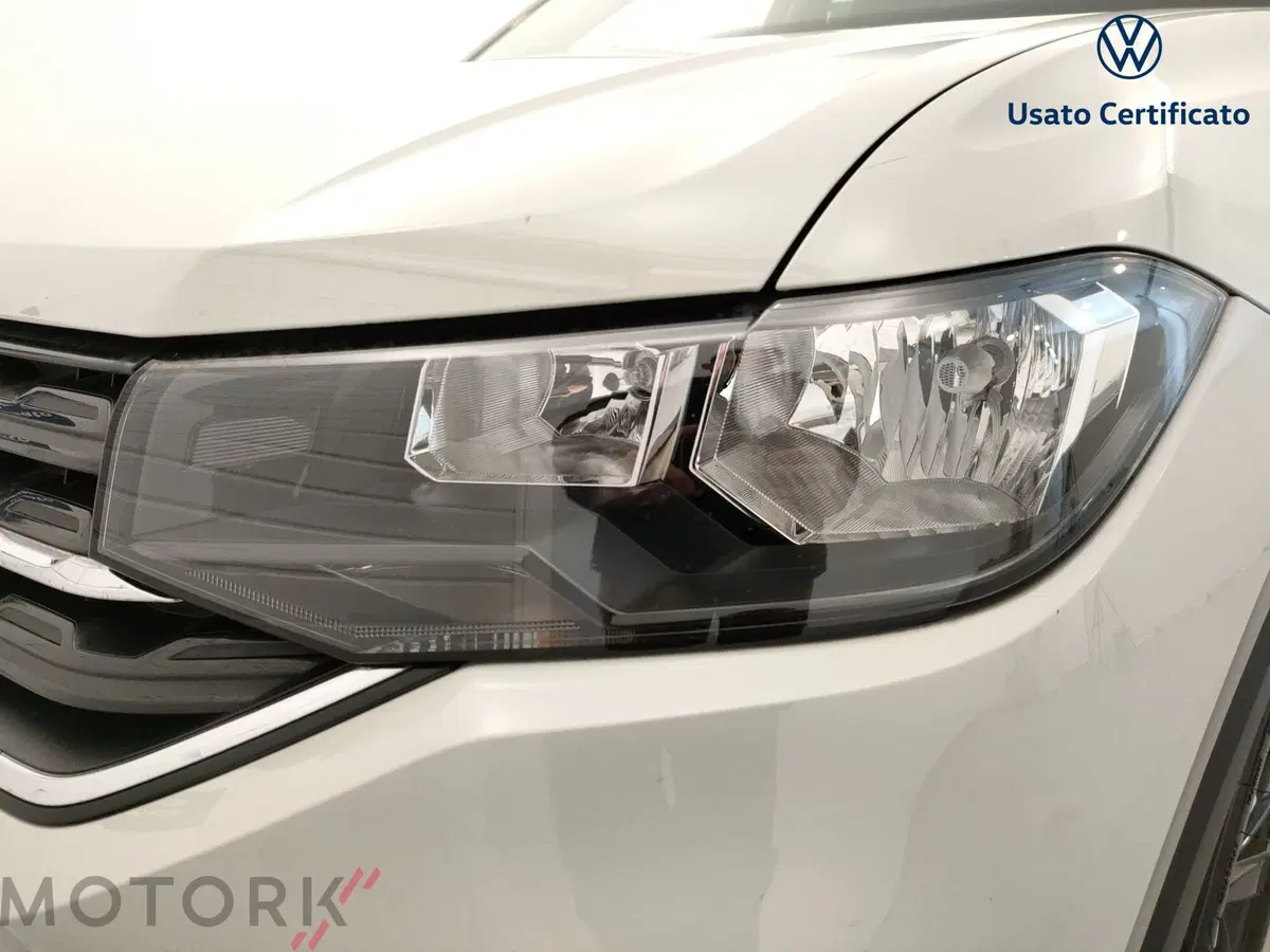 Volkswagen T-Cross usata a Varese (7)