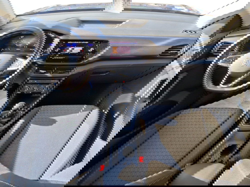 Volkswagen T-Cross usata a Siena (13)